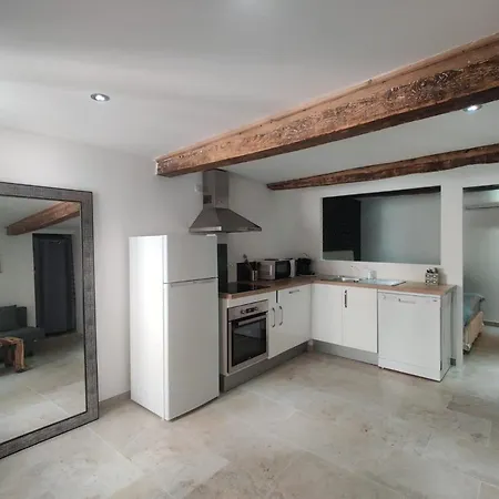 Apartment Neuf Centre Du Village Aux Pieds Du Chateau