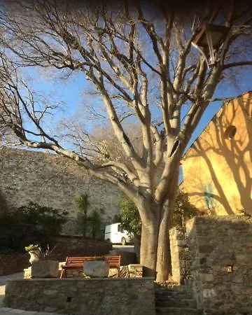 Apartment Neuf Centre Du Village Aux Pieds Du Chateau
